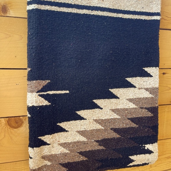 XXlarge Mexican Diamond Blanket Brown - Picture 3 of 4